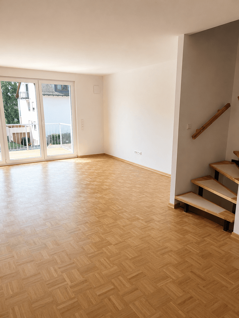 Pronájem domu 136 m², pozemek 144 m², Steinenbronner Straße 31/1, Sindelfingen, Bádensko-Württembersko Pronájem domu 136 m², pozemek 144 m², Steinenbronner Straße 31/1, Sindelfingen, Bádensko-Württembersko