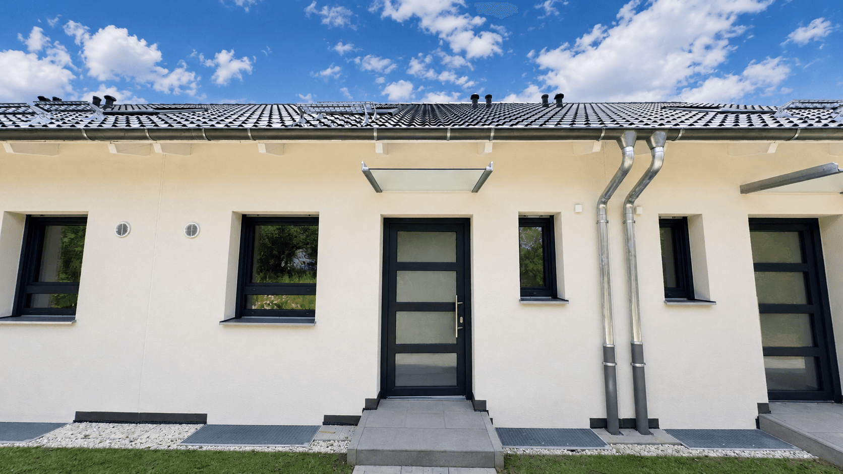 Pronájem domu 136 m², pozemek 144 m², Steinenbronner Straße 31/1, Sindelfingen, Bádensko-Württembersko Pronájem domu 136 m², pozemek 144 m², Steinenbronner Straße 31/1, Sindelfingen, Bádensko-Württembersko