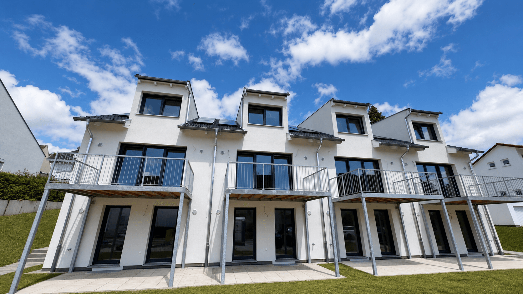 Pronájem domu 136 m², pozemek 144 m², Steinenbronner Straße 31/1, Sindelfingen, Bádensko-Württembersko Pronájem domu 136 m², pozemek 144 m², Steinenbronner Straße 31/1, Sindelfingen, Bádensko-Württembersko