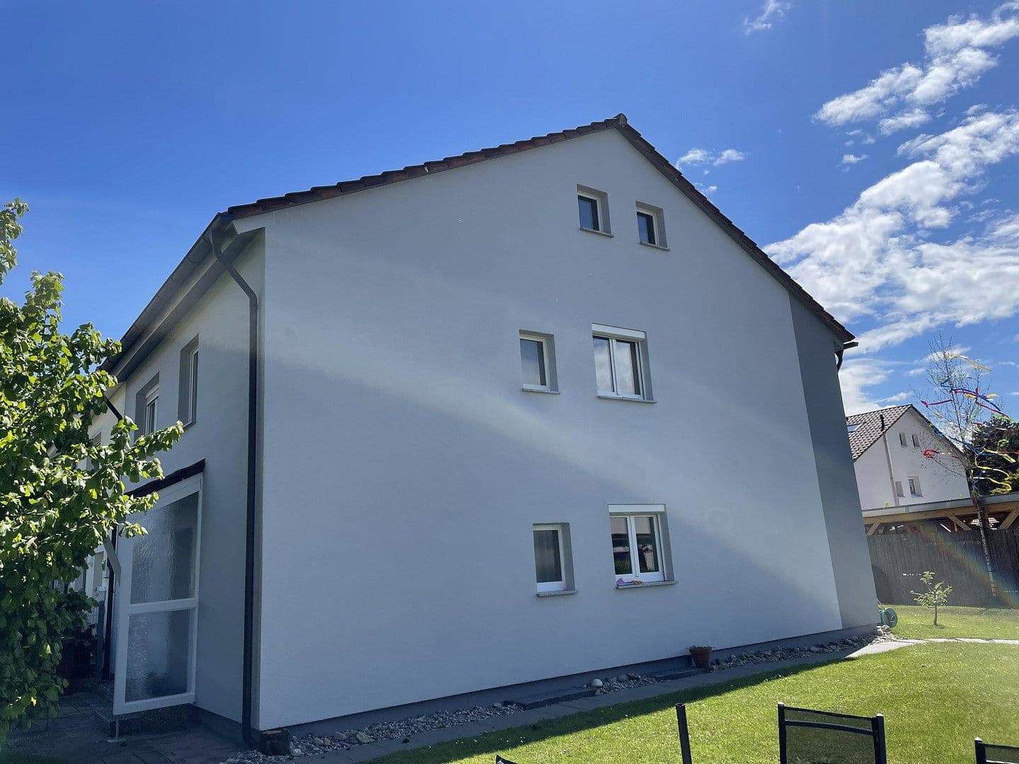 Pronájem bytu 3+1 63 m², Friedrichshafen, Bádensko-Württembersko Pronájem bytu 3+1 63 m², Friedrichshafen, Bádensko-Württembersko