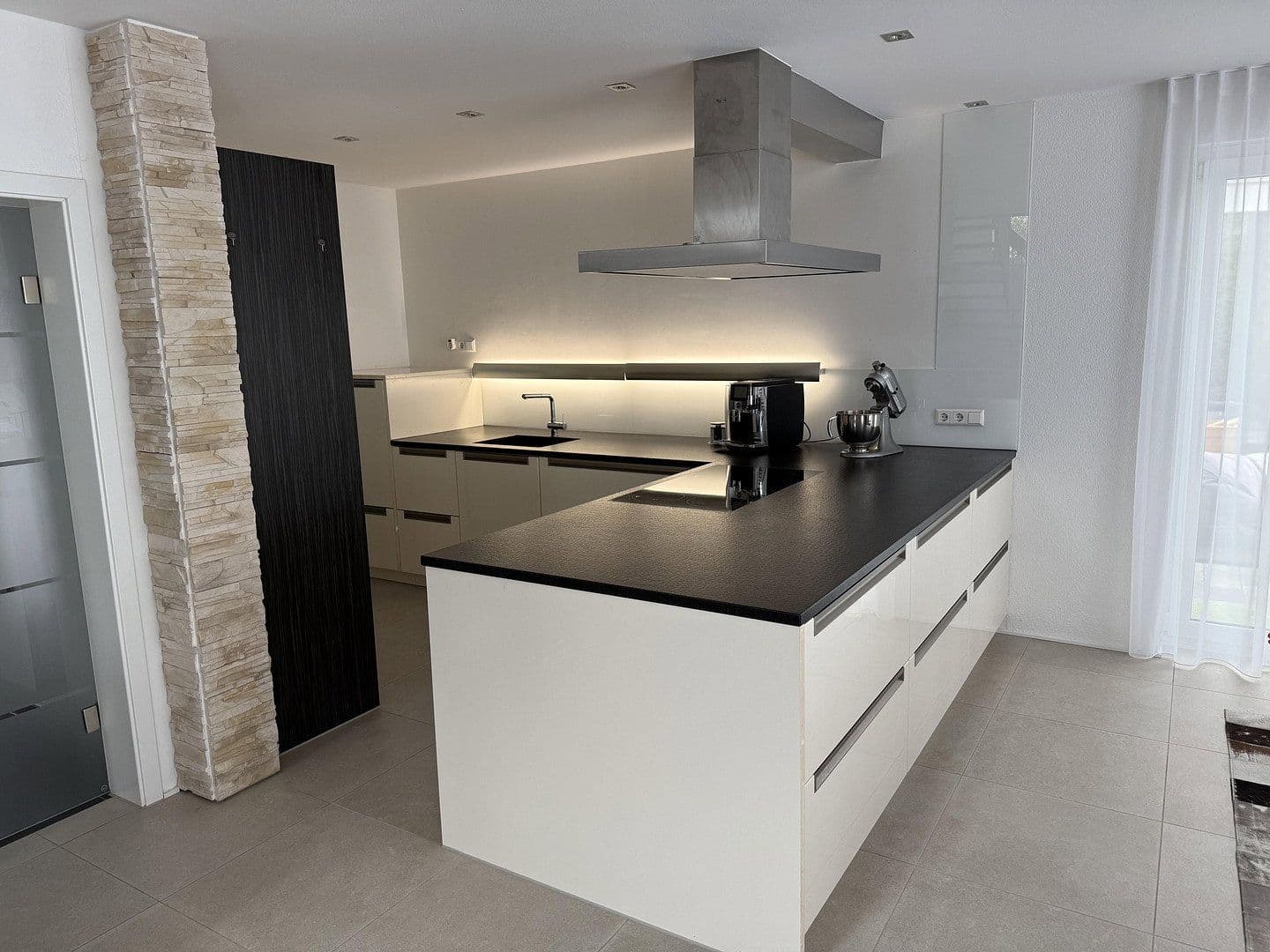 Prodej domu 155 m², pozemek 515 m², Schwendi, Bádensko-Württembersko Prodej domu 155 m², pozemek 515 m², Schwendi, Bádensko-Württembersko