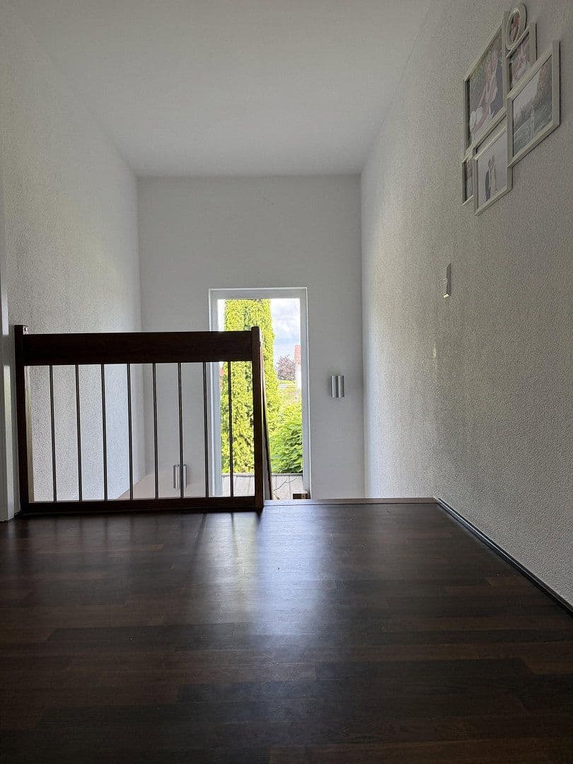 Prodej domu 155 m², pozemek 515 m², Schwendi, Bádensko-Württembersko Prodej domu 155 m², pozemek 515 m², Schwendi, Bádensko-Württembersko