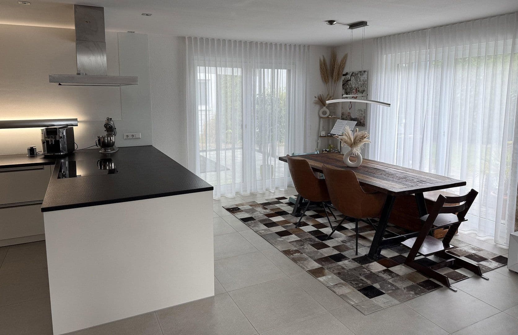 Prodej domu 155 m², pozemek 515 m², Schwendi, Bádensko-Württembersko Prodej domu 155 m², pozemek 515 m², Schwendi, Bádensko-Württembersko