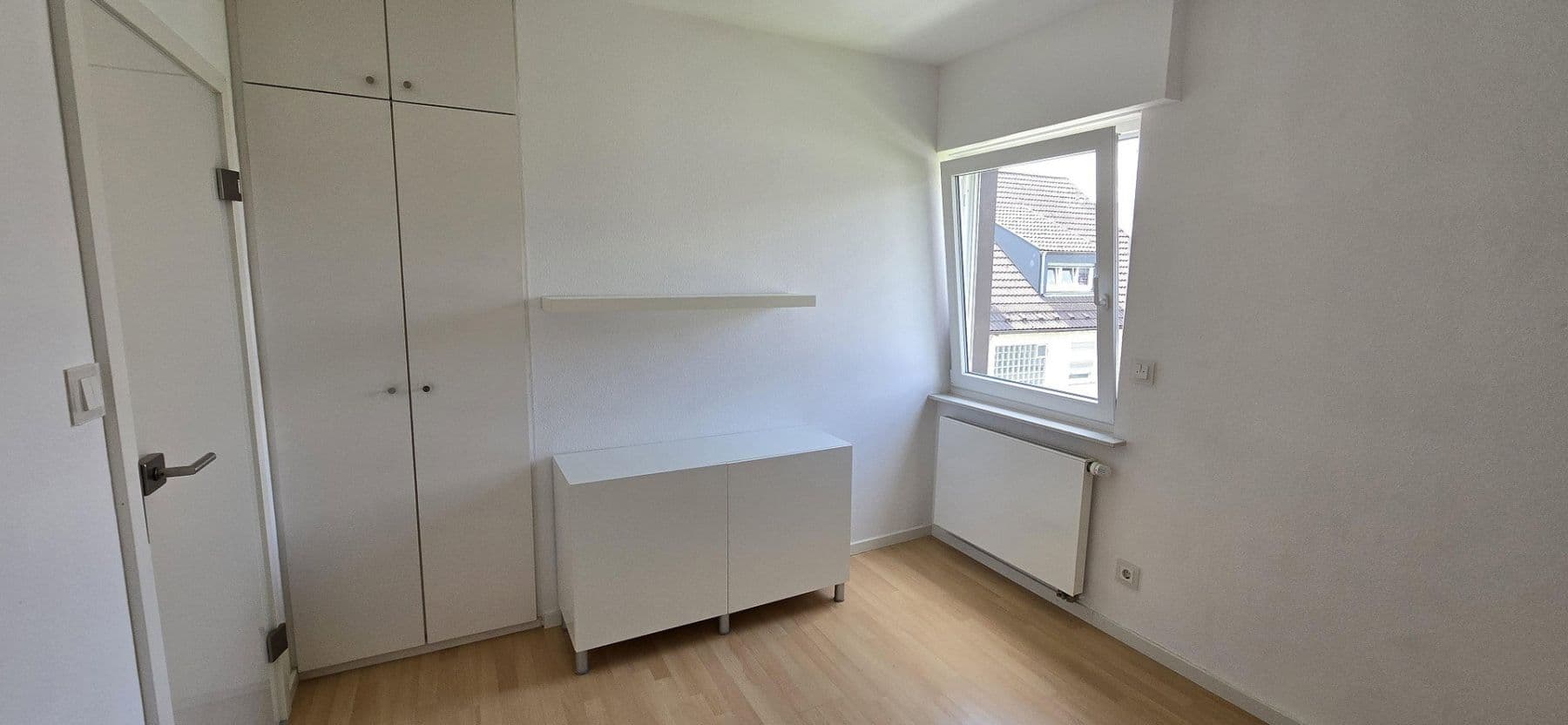 Pronájem bytu 3+1 52 m², Stuttgart, Bádensko-Württembersko Pronájem bytu 3+1 52 m², Stuttgart, Bádensko-Württembersko