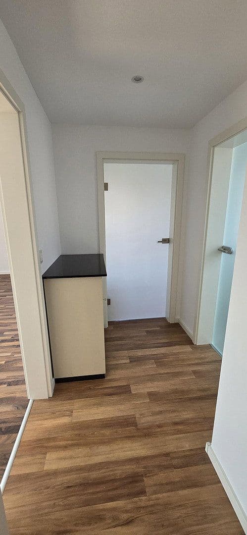 Pronájem bytu 3+1 52 m², Stuttgart, Bádensko-Württembersko Pronájem bytu 3+1 52 m², Stuttgart, Bádensko-Württembersko