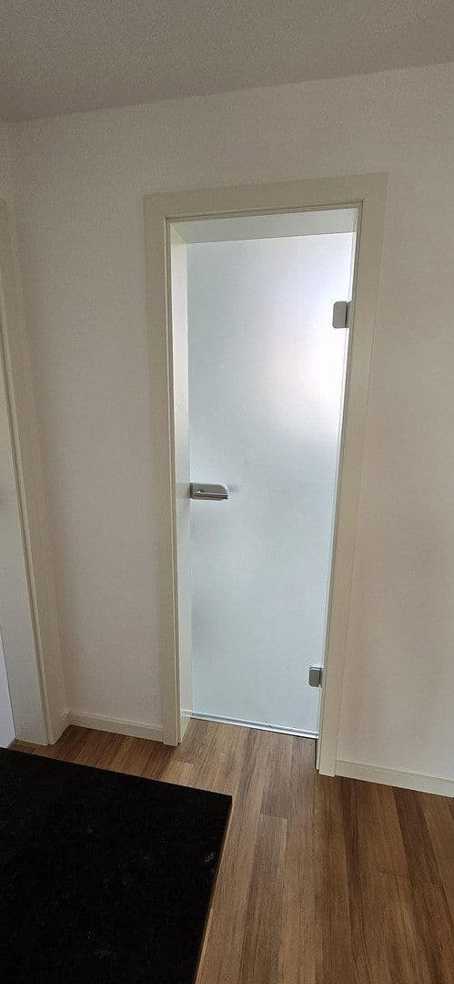 Pronájem bytu 3+1 52 m², Stuttgart, Bádensko-Württembersko Pronájem bytu 3+1 52 m², Stuttgart, Bádensko-Württembersko