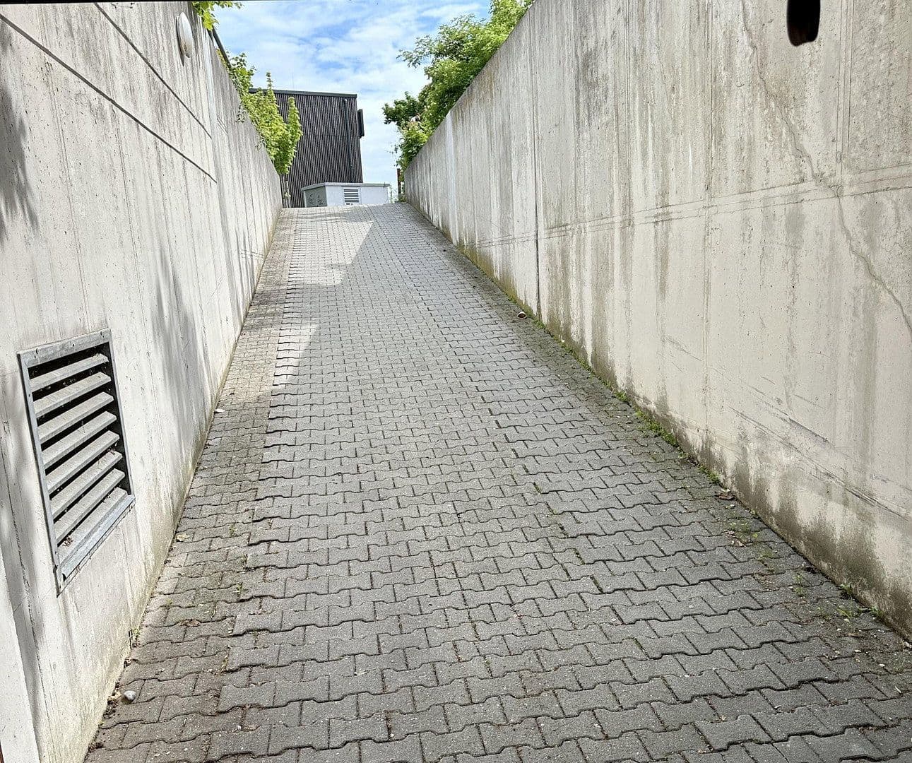 Prodej garáže 6 m², Ardeostrasse 19, Erding, Bavorsko Prodej garáže 6 m², Ardeostrasse 19, Erding, Bavorsko