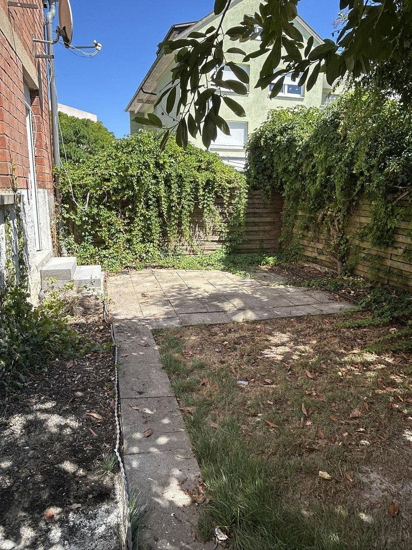 Pronájem bytu 2+1 54 m², Fronbergstraße 4, Kirchheim am Neckar, Bádensko-Württembersko Pronájem bytu 2+1 54 m², Fronbergstraße 4, Kirchheim am Neckar, Bádensko-Württembersko