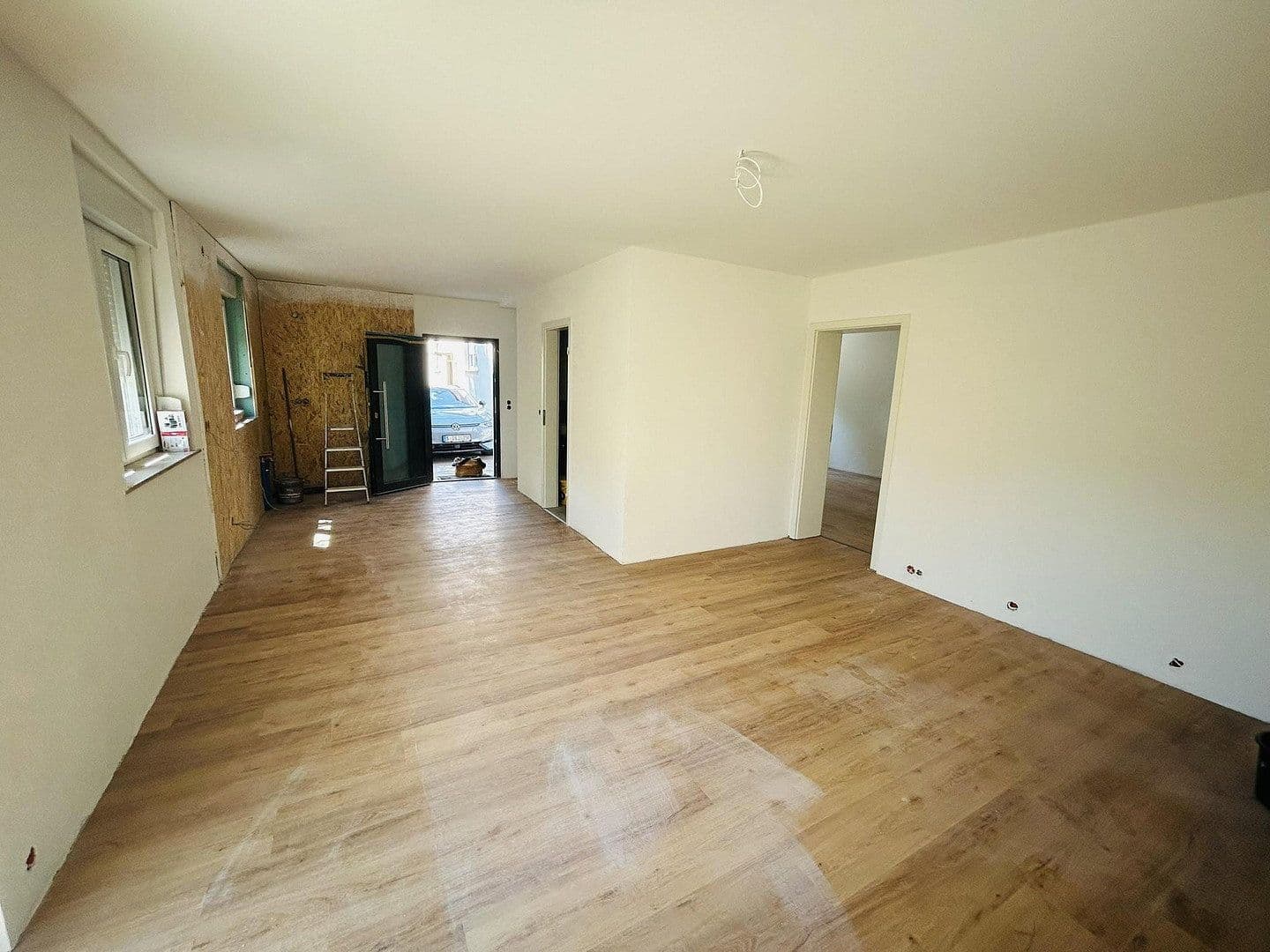 Pronájem bytu 2+1 54 m², Fronbergstraße 4, Kirchheim am Neckar, Bádensko-Württembersko Pronájem bytu 2+1 54 m², Fronbergstraße 4, Kirchheim am Neckar, Bádensko-Württembersko