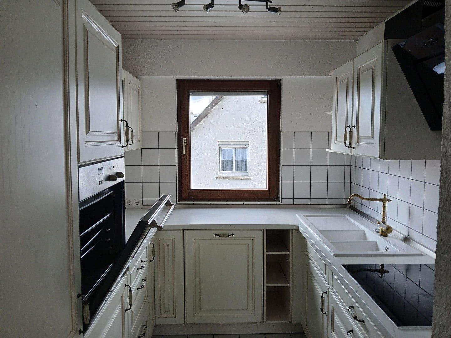 Pronájem bytu 3+1 82 m², Kornbeckstraße 13, Winnenden, Bádensko-Württembersko Pronájem bytu 3+1 82 m², Kornbeckstraße 13, Winnenden, Bádensko-Württembersko