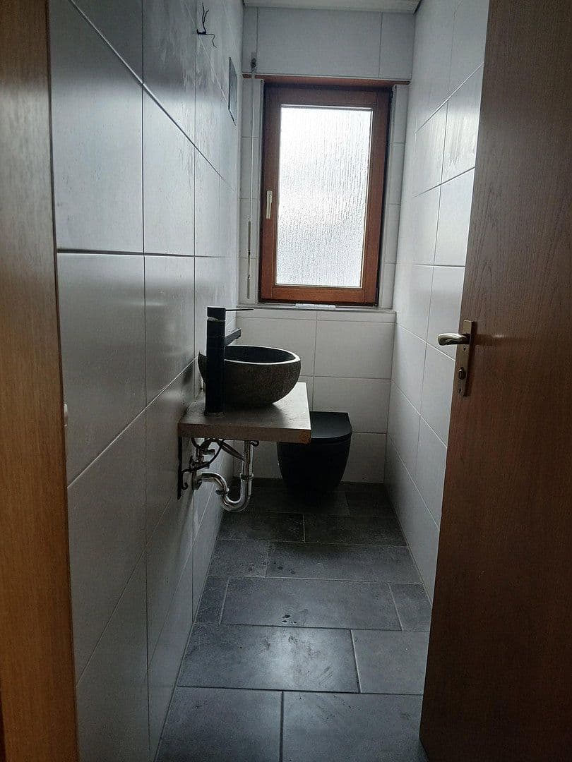 Pronájem bytu 3+1 82 m², Kornbeckstraße 13, Winnenden, Bádensko-Württembersko Pronájem bytu 3+1 82 m², Kornbeckstraße 13, Winnenden, Bádensko-Württembersko