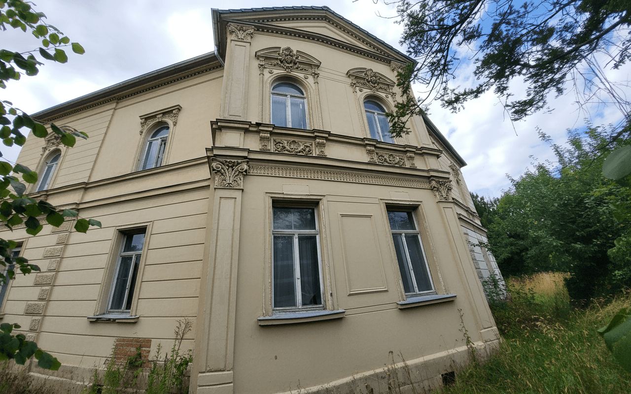 Prodej bytu 4+1 135 m², Naumburg (Saale), Sasko-Anhaltsko Prodej bytu 4+1 135 m², Naumburg (Saale), Sasko-Anhaltsko