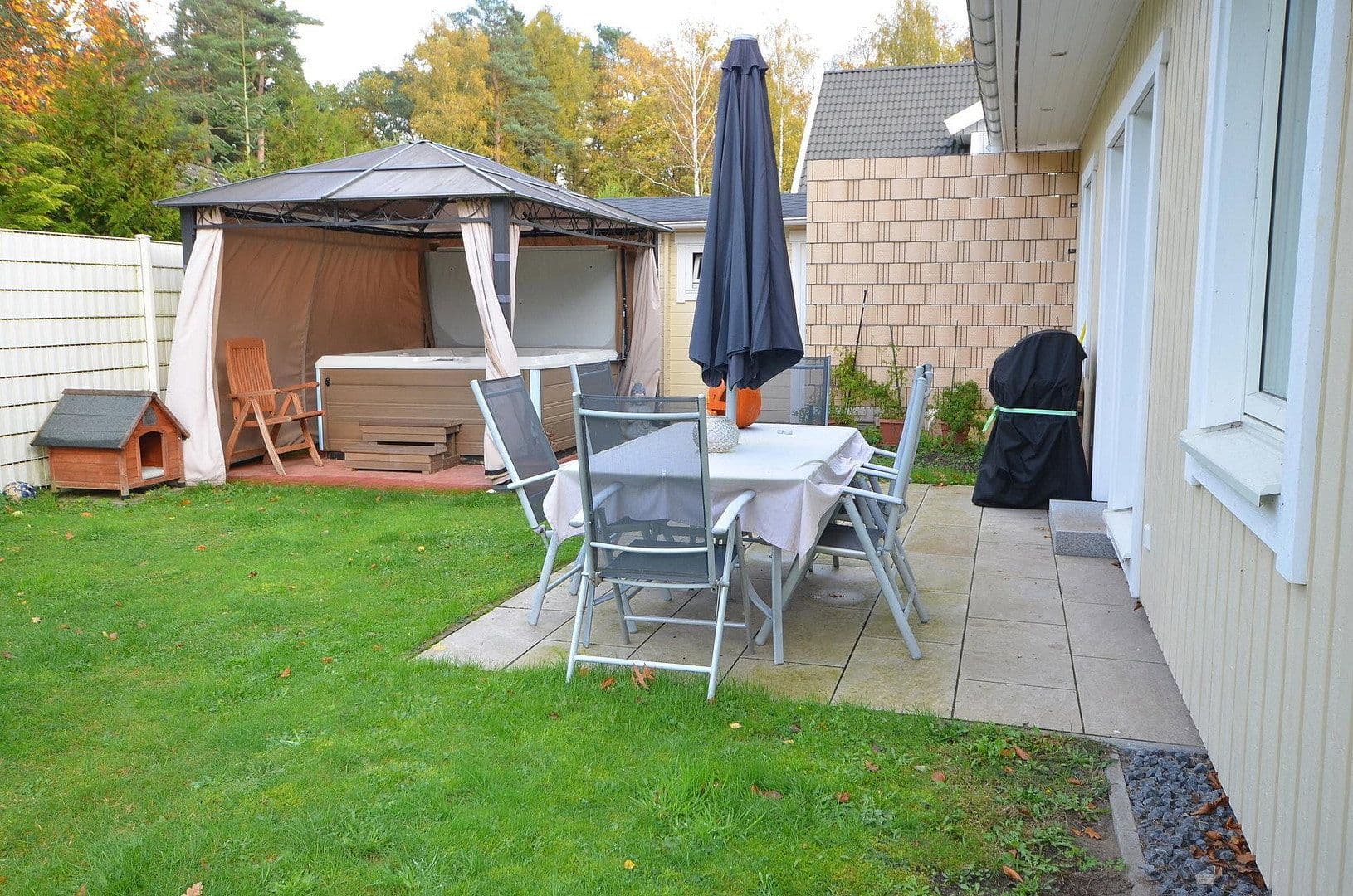 Prodej domu 142 m², pozemek 511 m², Buchholz in der Nordheide, Dolní Sasko Prodej domu 142 m², pozemek 511 m², Buchholz in der Nordheide, Dolní Sasko