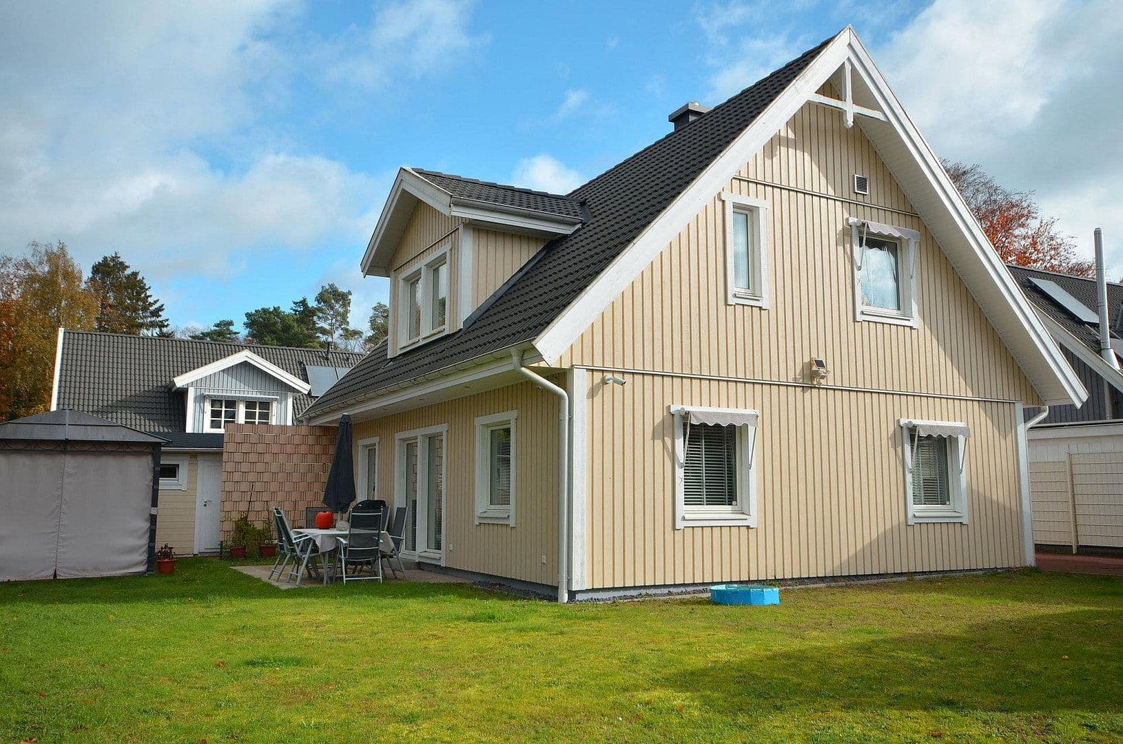 Prodej domu 142 m², pozemek 511 m², Buchholz in der Nordheide, Dolní Sasko Prodej domu 142 m², pozemek 511 m², Buchholz in der Nordheide, Dolní Sasko