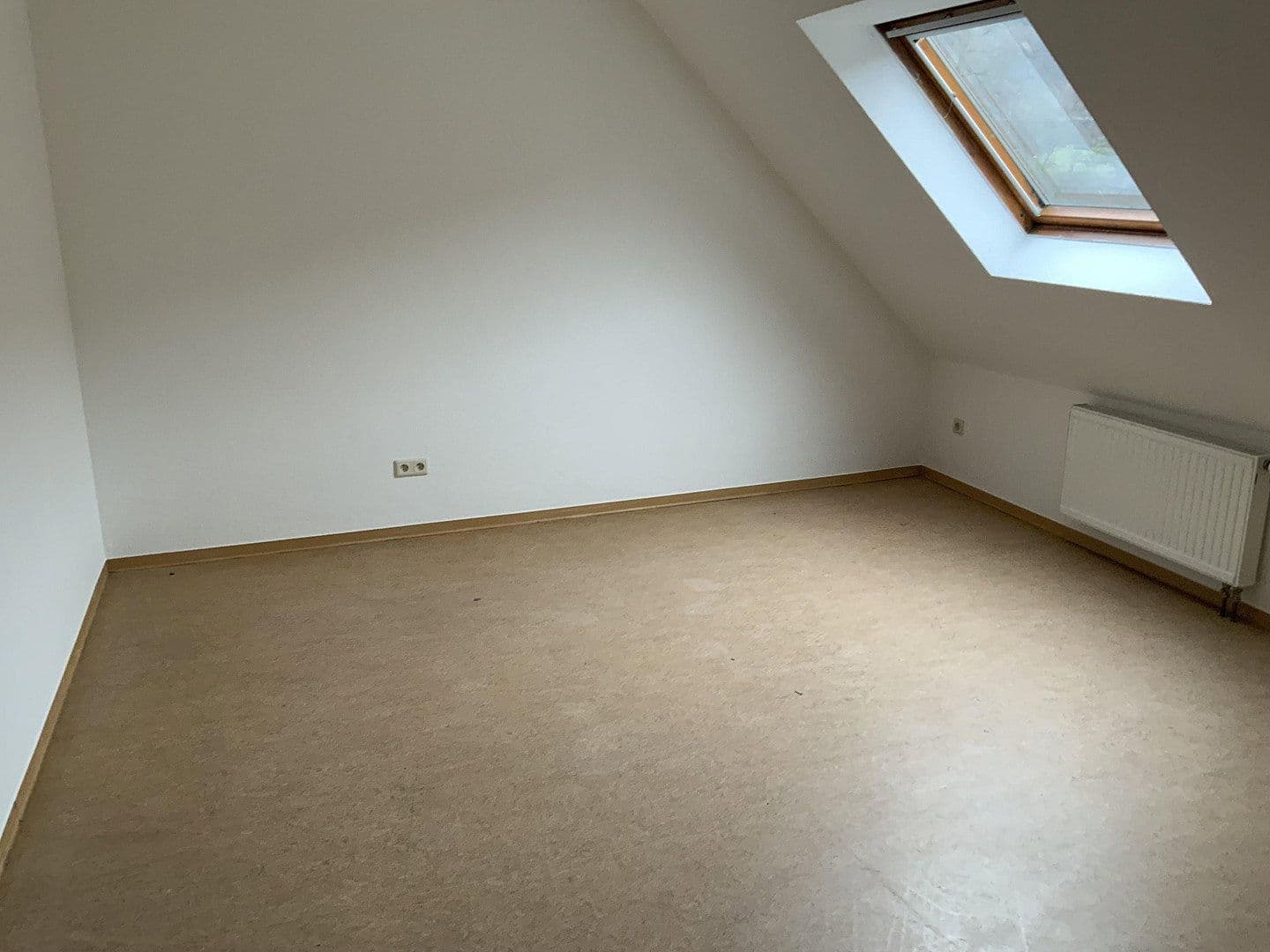Pronájem domu 454 m², pozemek 959 m², Oberweiler-Tiefenbach, Porýní-Falc Pronájem domu 454 m², pozemek 959 m², Oberweiler-Tiefenbach, Porýní-Falc