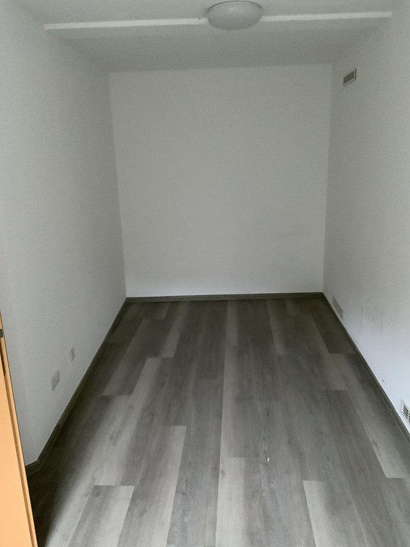 Pronájem domu 454 m², pozemek 959 m², Oberweiler-Tiefenbach, Porýní-Falc Pronájem domu 454 m², pozemek 959 m², Oberweiler-Tiefenbach, Porýní-Falc