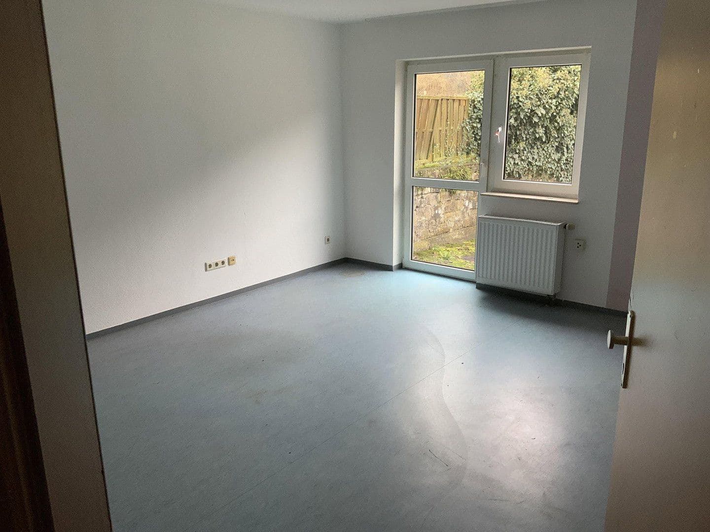 Pronájem domu 454 m², pozemek 959 m², Oberweiler-Tiefenbach, Porýní-Falc Pronájem domu 454 m², pozemek 959 m², Oberweiler-Tiefenbach, Porýní-Falc