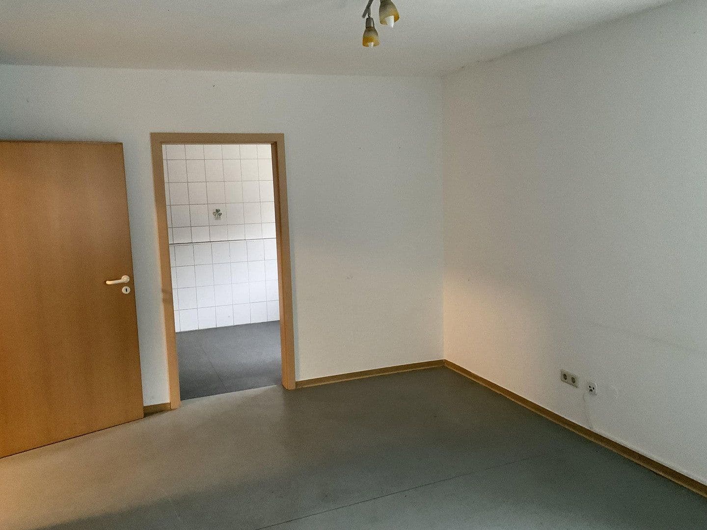 Pronájem domu 454 m², pozemek 959 m², Oberweiler-Tiefenbach, Porýní-Falc Pronájem domu 454 m², pozemek 959 m², Oberweiler-Tiefenbach, Porýní-Falc