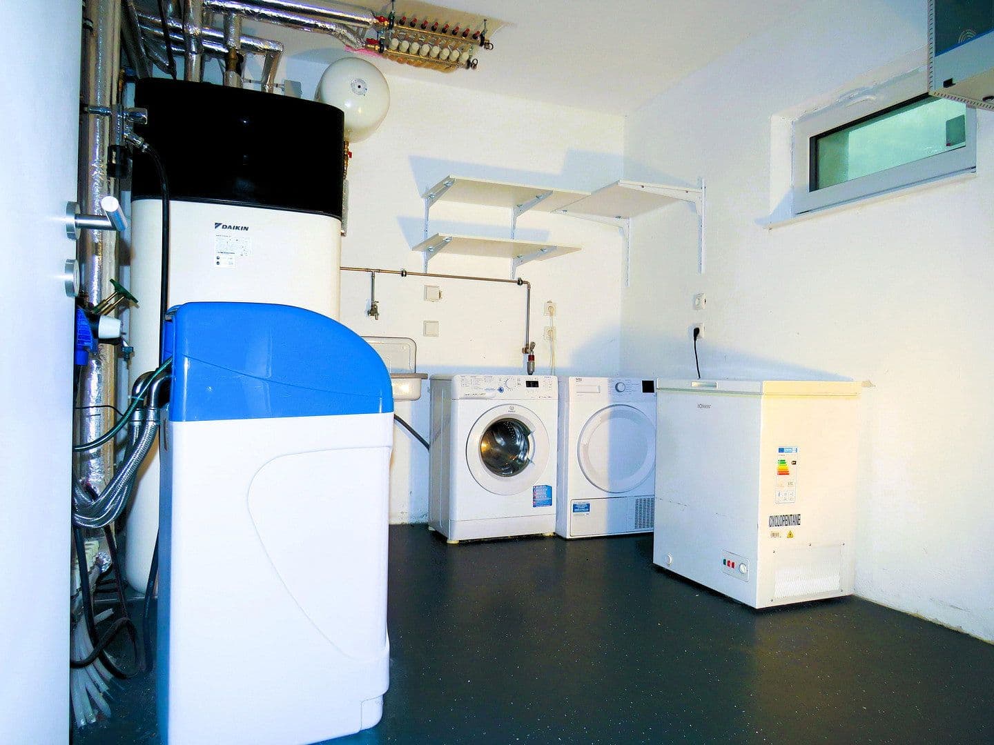 Prodej domu 274 m², pozemek 629 m², Niedernhall, Bádensko-Württembersko Prodej domu 274 m², pozemek 629 m², Niedernhall, Bádensko-Württembersko
