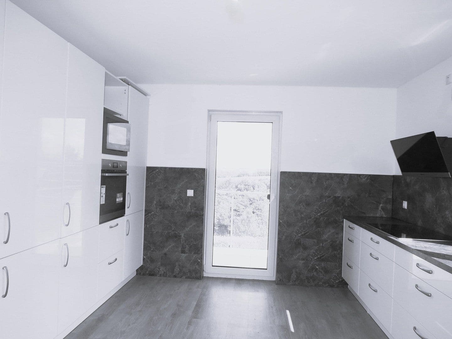 Prodej domu 274 m², pozemek 629 m², Niedernhall, Bádensko-Württembersko Prodej domu 274 m², pozemek 629 m², Niedernhall, Bádensko-Württembersko