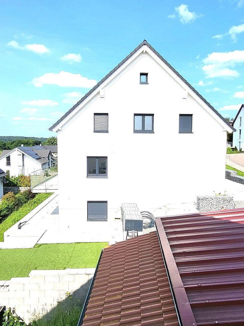 Prodej domu 274 m², pozemek 629 m², Niedernhall, Bádensko-Württembersko Prodej domu 274 m², pozemek 629 m², Niedernhall, Bádensko-Württembersko