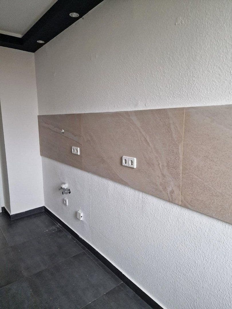 Prodej domu 910 m², Gartenstr 7-8, Königshain-Wiederau, Sasko Prodej domu 910 m², Gartenstr 7-8, Königshain-Wiederau, Sasko