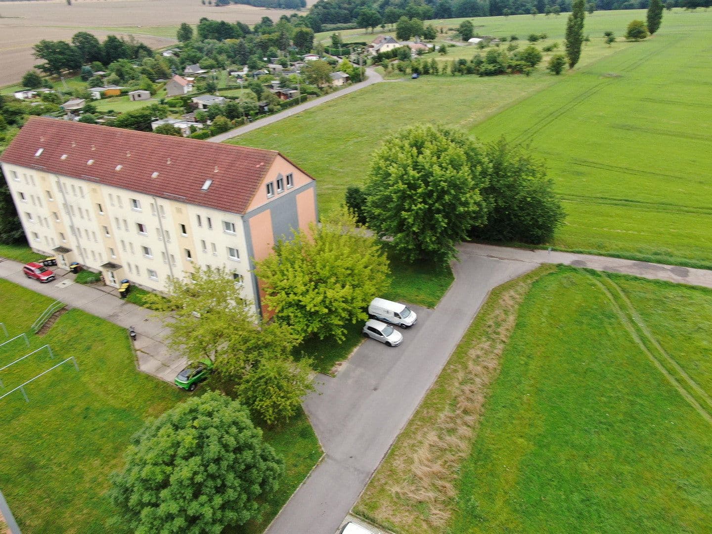 Prodej domu 910 m², Gartenstr 7-8, Königshain-Wiederau, Sasko Prodej domu 910 m², Gartenstr 7-8, Königshain-Wiederau, Sasko