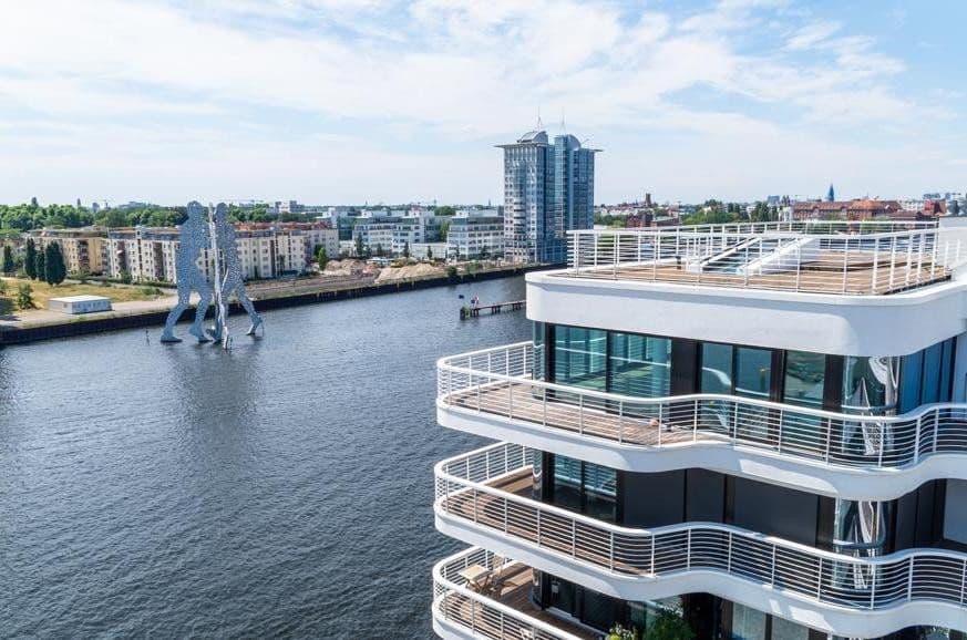 Pronájem bytu 2+1 44 m², Stralauer Allee 13a, Berlin, Berlín Pronájem bytu 2+1 44 m², Stralauer Allee 13a, Berlin, Berlín