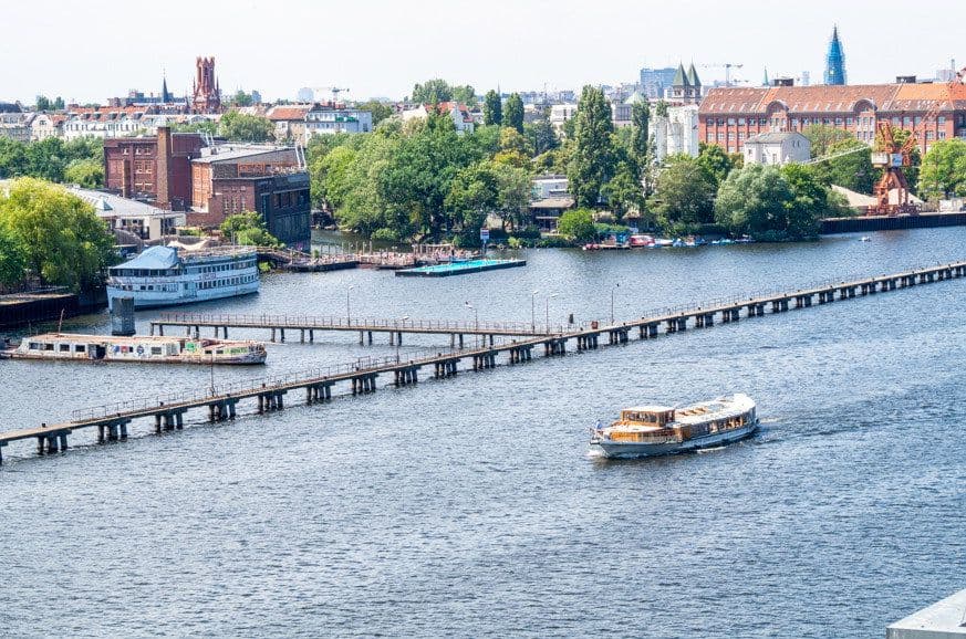Pronájem bytu 2+1 44 m², Stralauer Allee 13a, Berlin, Berlín Pronájem bytu 2+1 44 m², Stralauer Allee 13a, Berlin, Berlín
