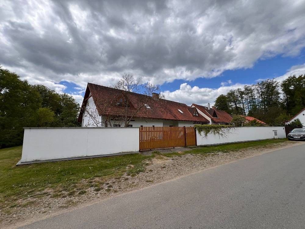 Pronájem chaty, chalupy, Mirotice, Jihočeský kraj Pronájem chaty, chalupy, Mirotice, Jihočeský kraj