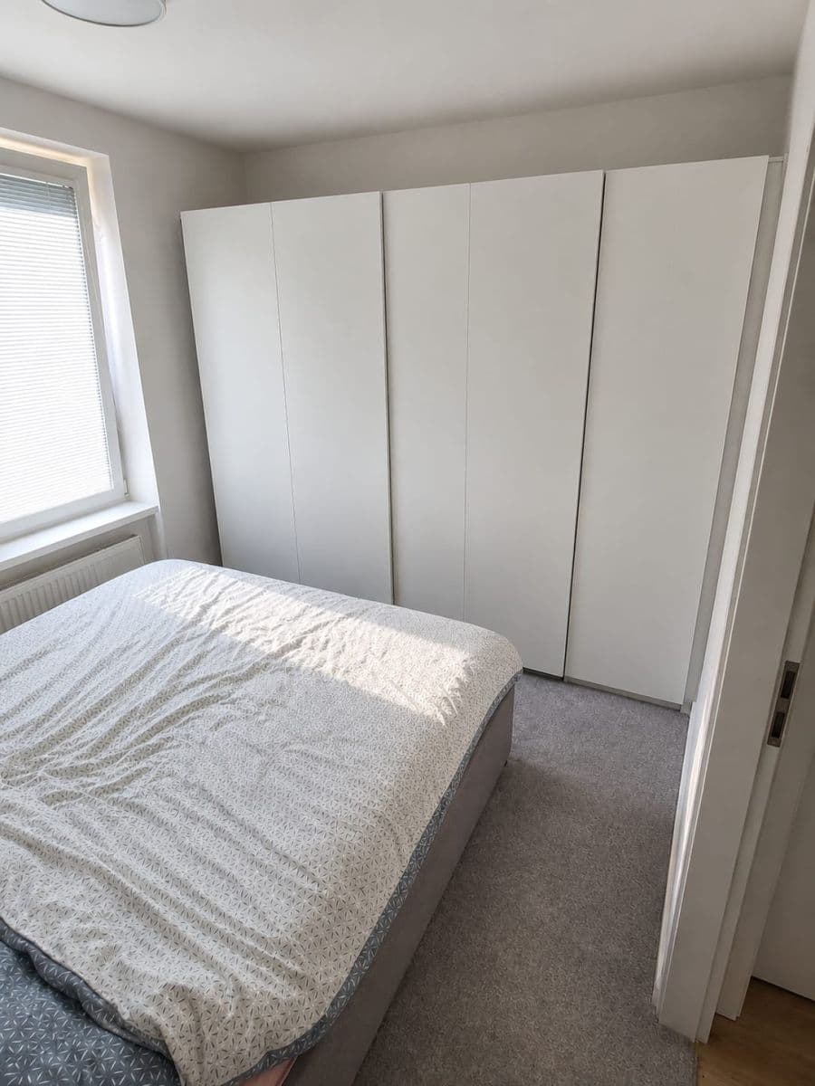 Pronájem bytu 2+kk 43 m², Osadní, Praha, Praha Pronájem bytu 2+kk 43 m², Osadní, Praha, Praha