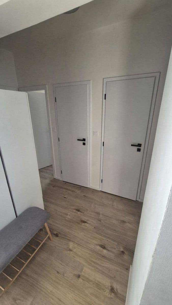 Pronájem bytu 2+kk 43 m², Osadní, Praha, Praha Pronájem bytu 2+kk 43 m², Osadní, Praha, Praha