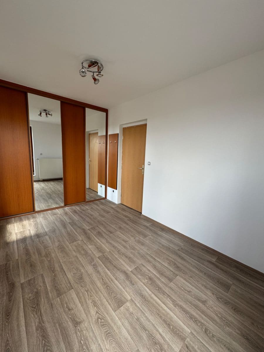 Pronájem bytu 4+kk 149 m², Nad Paloučkem, Beroun, Středočeský kraj Pronájem bytu 4+kk 149 m², Nad Paloučkem, Beroun, Středočeský kraj