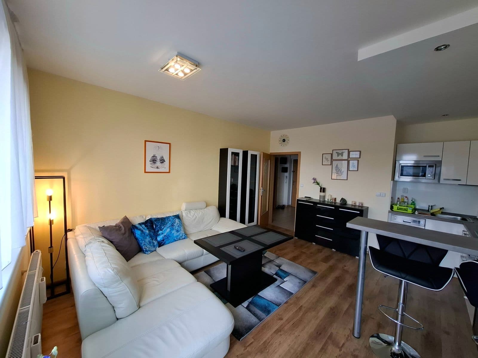 Pronájem bytu 2+1 48 m², Jeřabinová, Praha, Praha Pronájem bytu 2+1 48 m², Jeřabinová, Praha, Praha