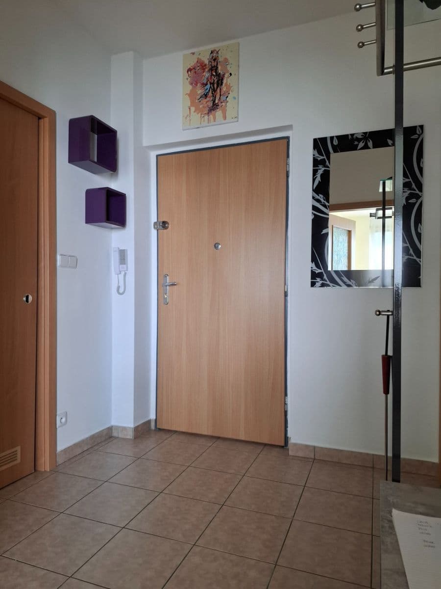 Pronájem bytu 2+1 48 m², Jeřabinová, Praha, Praha Pronájem bytu 2+1 48 m², Jeřabinová, Praha, Praha