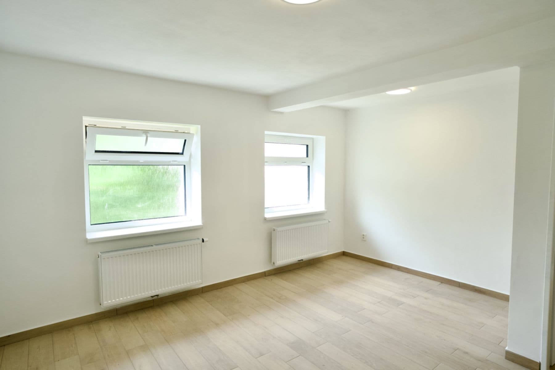 Pronájem bytu 2+kk 42 m², Jiráskova, Hostivice, Středočeský kraj Pronájem bytu 2+kk 42 m², Jiráskova, Hostivice, Středočeský kraj