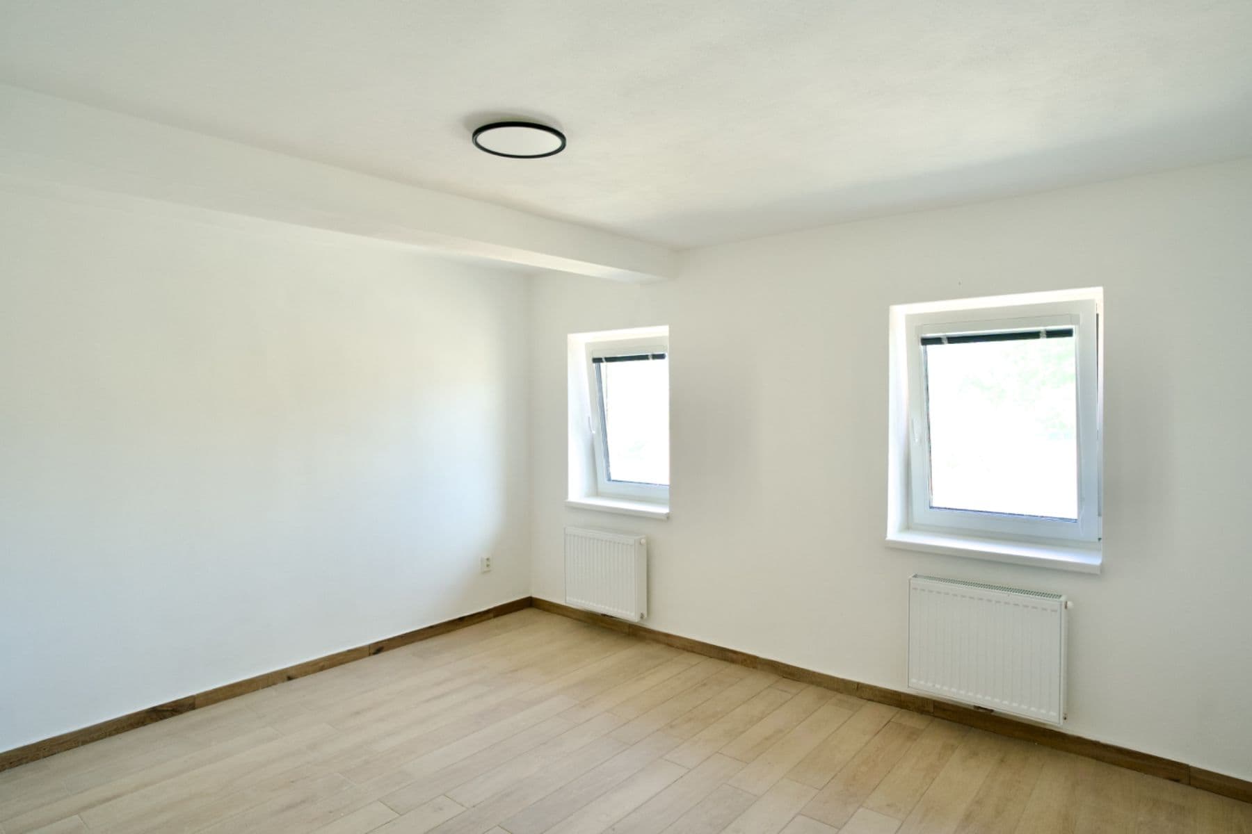Pronájem bytu 2+kk 42 m², Jiráskova, Hostivice, Středočeský kraj Pronájem bytu 2+kk 42 m², Jiráskova, Hostivice, Středočeský kraj
