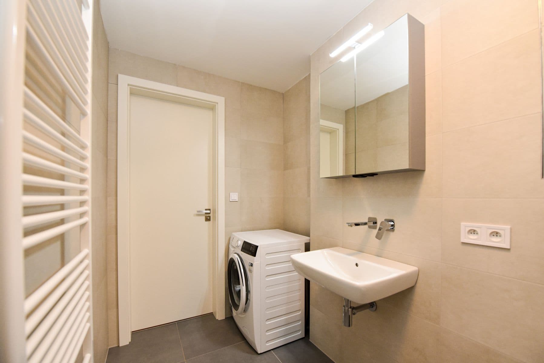 Pronájem bytu 2+kk 57 m², Na Parkáně, Beroun, Středočeský kraj Pronájem bytu 2+kk 57 m², Na Parkáně, Beroun, Středočeský kraj