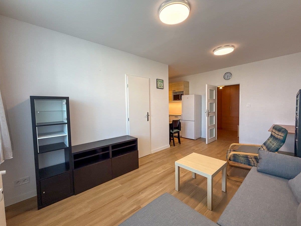 Pronájem bytu 2+kk 46 m², Bellušova, Praha, Praha Pronájem bytu 2+kk 46 m², Bellušova, Praha, Praha