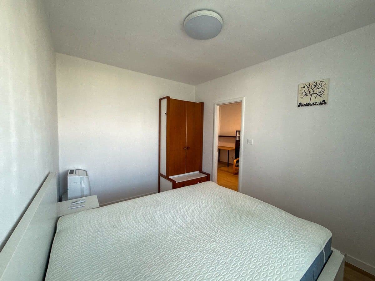 Pronájem bytu 2+kk 46 m², Bellušova, Praha, Praha Pronájem bytu 2+kk 46 m², Bellušova, Praha, Praha