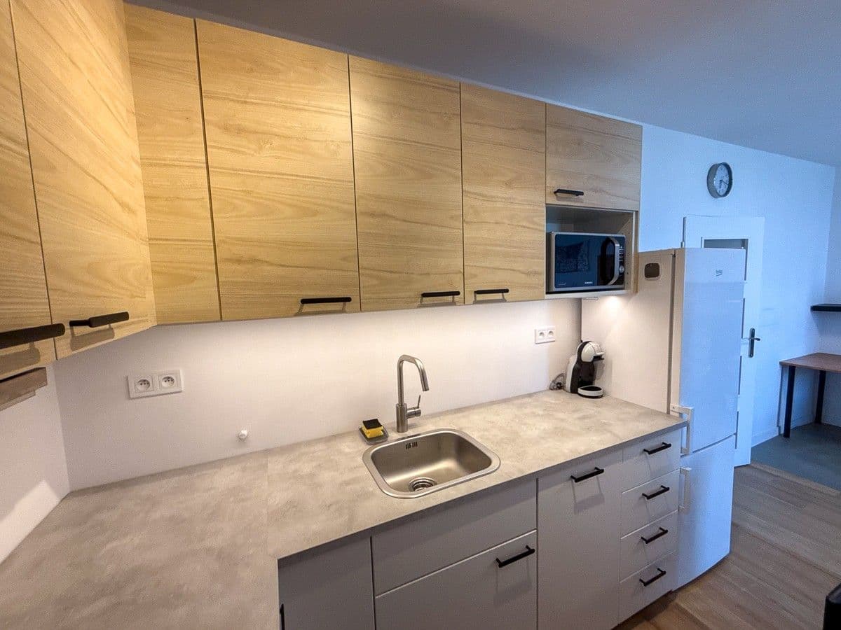 Pronájem bytu 2+kk 46 m², Bellušova, Praha, Praha Pronájem bytu 2+kk 46 m², Bellušova, Praha, Praha