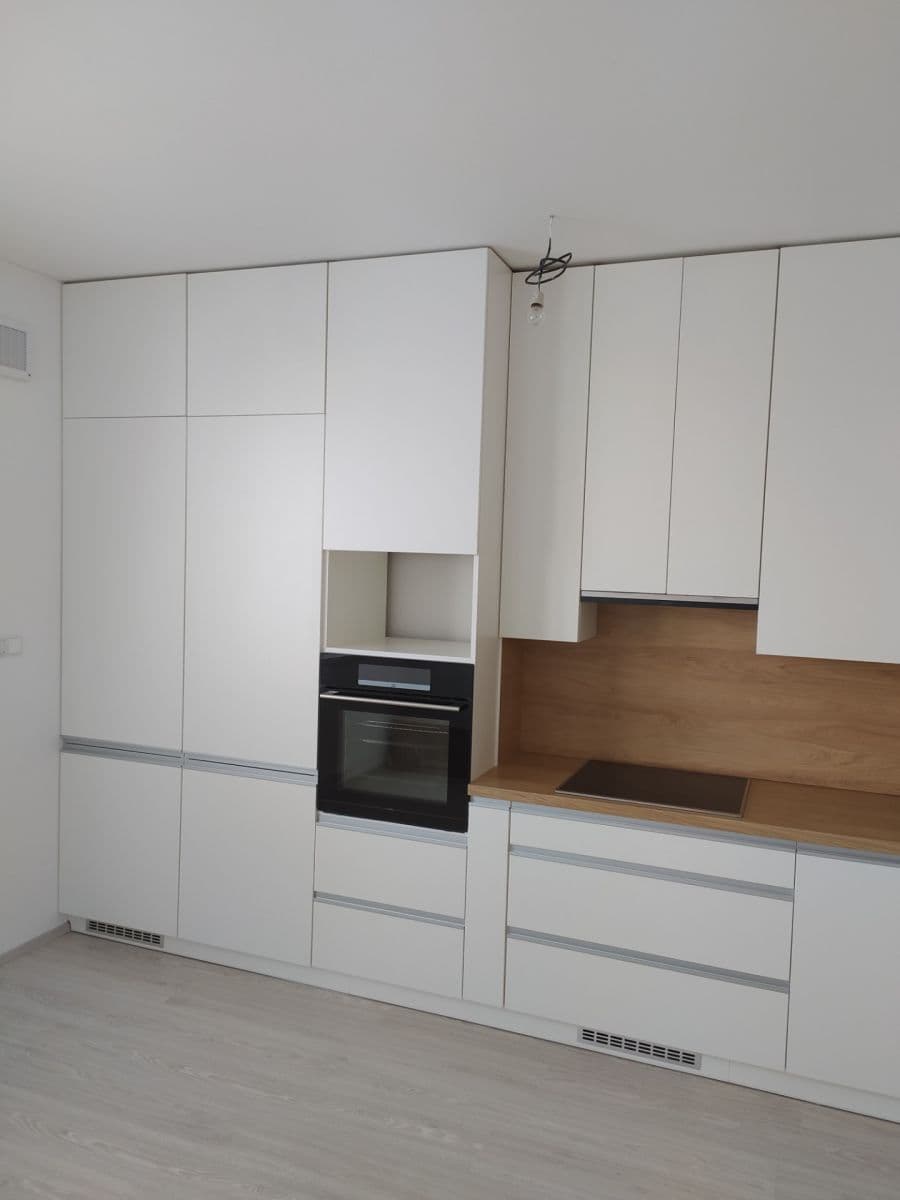 Prodej bytu 3+kk 68 m², Váňova, Kladno, Středočeský kraj Prodej bytu 3+kk 68 m², Váňova, Kladno, Středočeský kraj