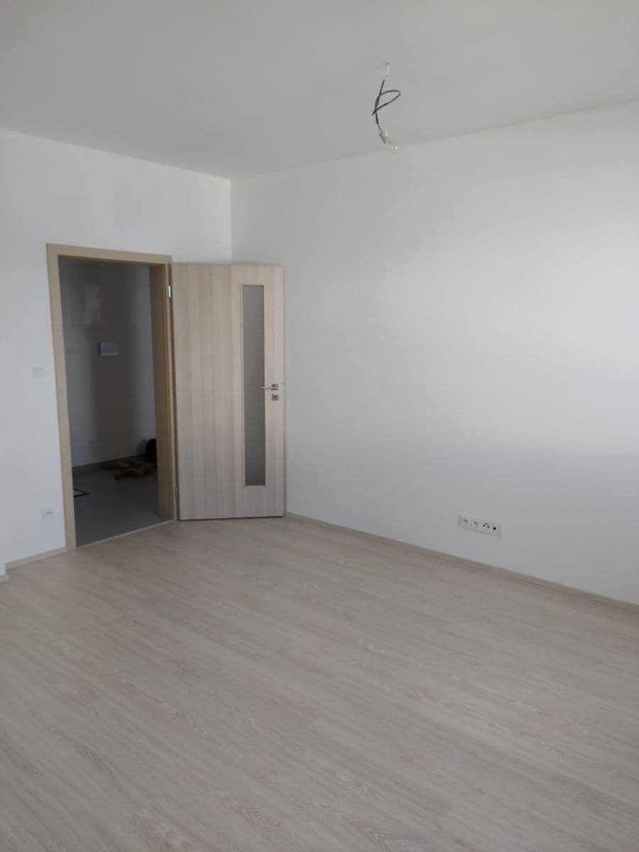 Prodej bytu 3+kk 68 m², Váňova, Kladno, Středočeský kraj Prodej bytu 3+kk 68 m², Váňova, Kladno, Středočeský kraj