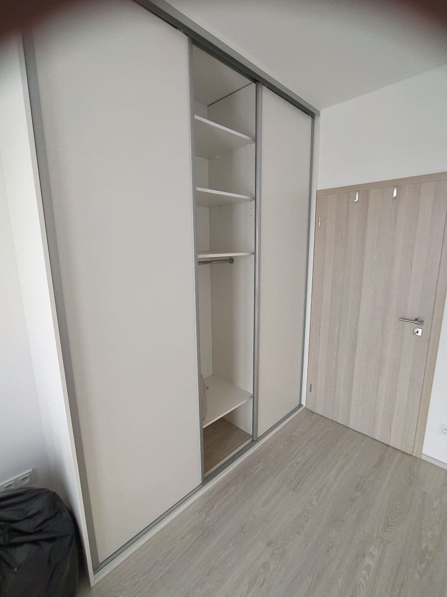 Prodej bytu 3+kk 68 m², Váňova, Kladno, Středočeský kraj Prodej bytu 3+kk 68 m², Váňova, Kladno, Středočeský kraj