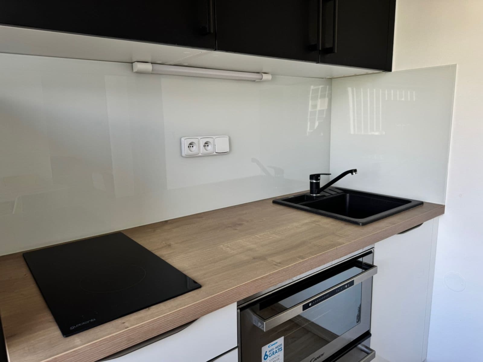Prodej bytu 1+1 34 m², Peroutkova, Praha, Praha Prodej bytu 1+1 34 m², Peroutkova, Praha, Praha