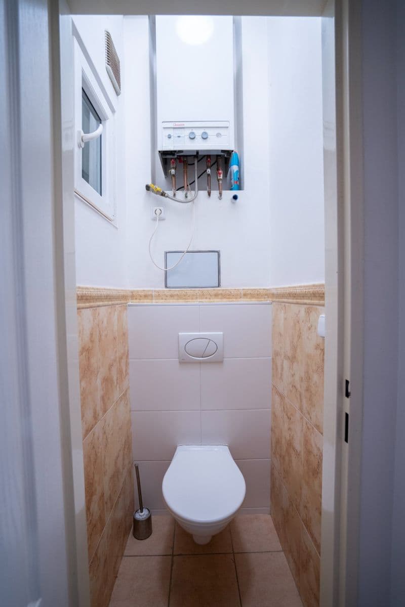 Pronájem bytu 1+1 45 m², Moskevská, Praha, Praha Pronájem bytu 1+1 45 m², Moskevská, Praha, Praha