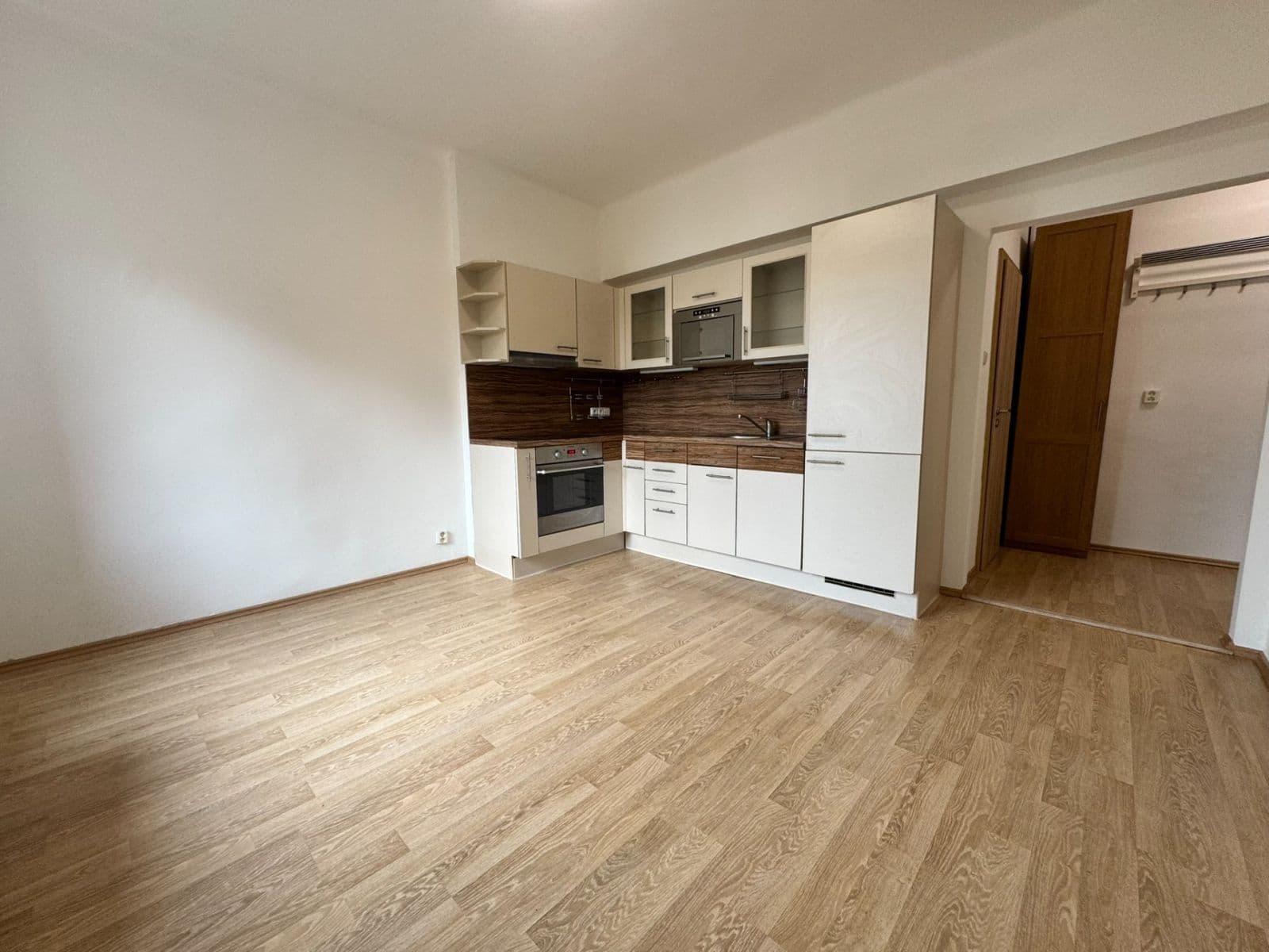 Pronájem bytu 2+kk 46 m², Biskupcova, Praha, Praha Pronájem bytu 2+kk 46 m², Biskupcova, Praha, Praha