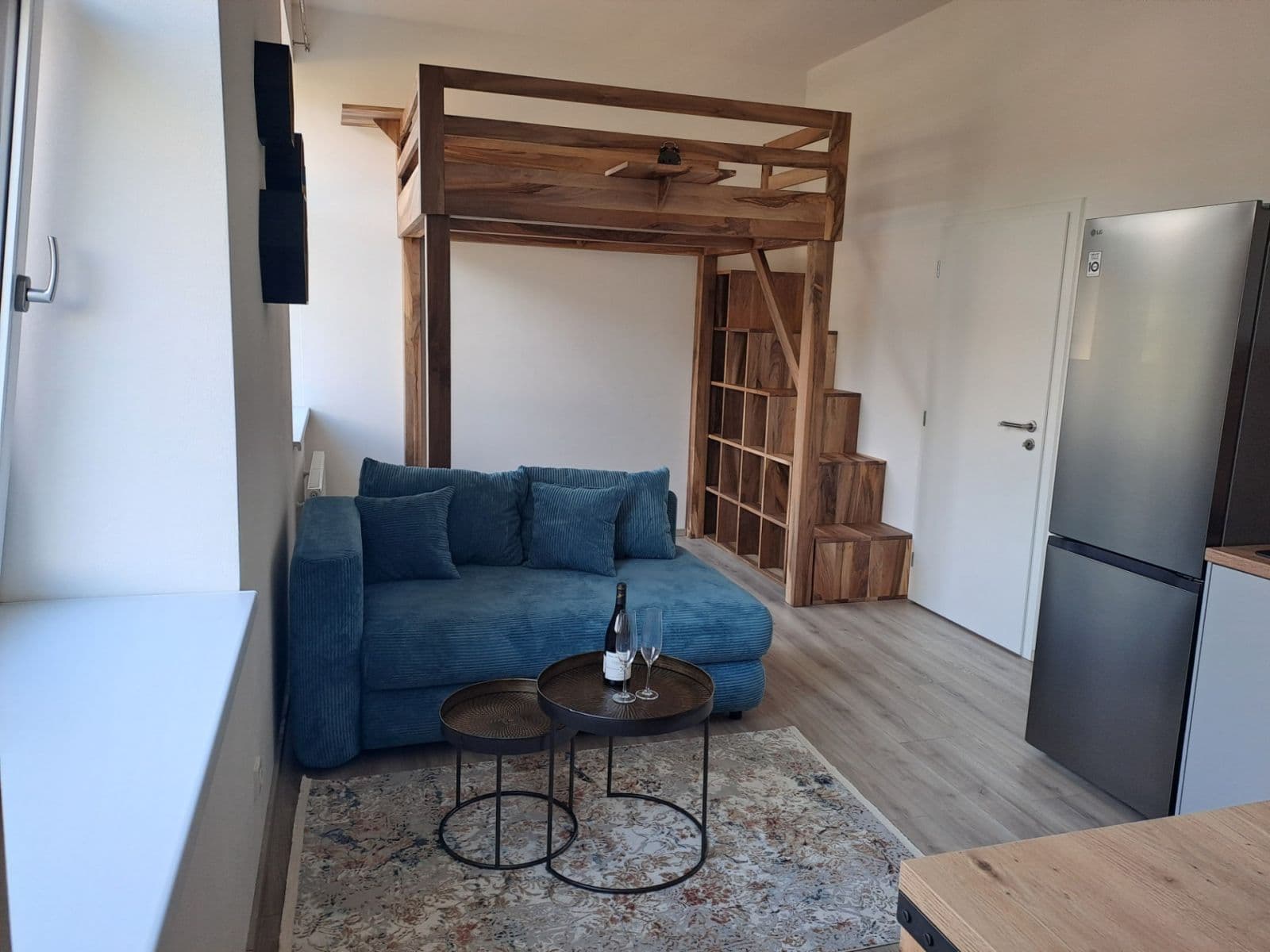 Pronájem bytu 1+kk 36 m², S. K. Neumanna, Kralupy nad Vltavou, Středočeský kraj Pronájem bytu 1+kk 36 m², S. K. Neumanna, Kralupy nad Vltavou, Středočeský kraj