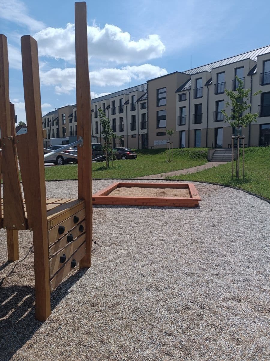 Prodej bytu 1+kk 30 m², Český Brod, Středočeský kraj Prodej bytu 1+kk 30 m², Český Brod, Středočeský kraj
