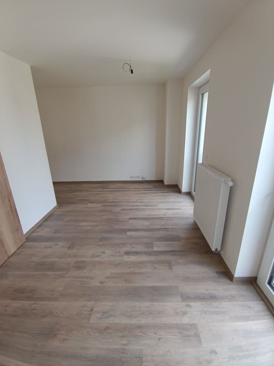 Prodej bytu 1+kk 30 m², Český Brod, Středočeský kraj Prodej bytu 1+kk 30 m², Český Brod, Středočeský kraj